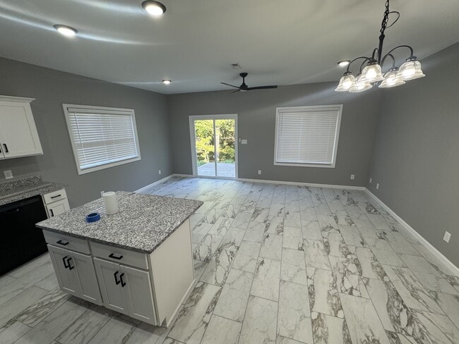 Building Photo - 1822 TN-120