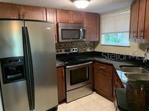 Foto del edificio - 1948 Lake Atriums Cir