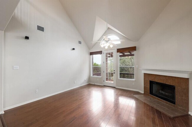 Building Photo - 13017 Appaloosa Chase Dr