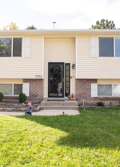 Building Photo - 5052 Jedediah Dr