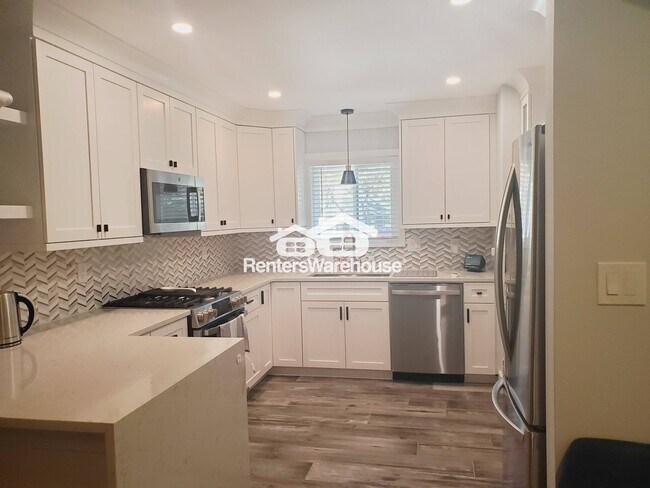 Building Photo - 2220 Haverhill Ct SE