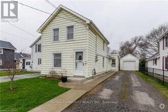 Building Photo - 66 S John St