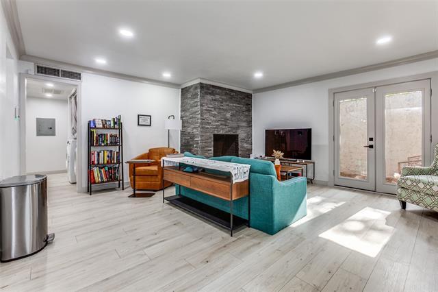 Building Photo - 5937 E University Blvd