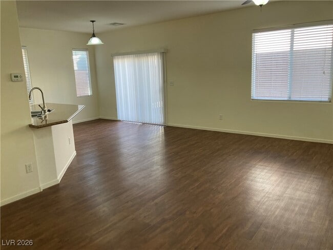 Building Photo - 9532 Knopfler Ln