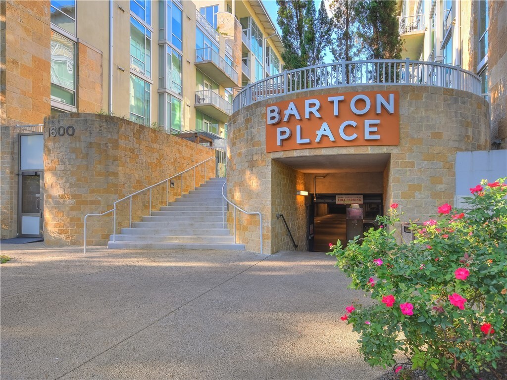 Primary Photo - 1600 Barton Springs Rd