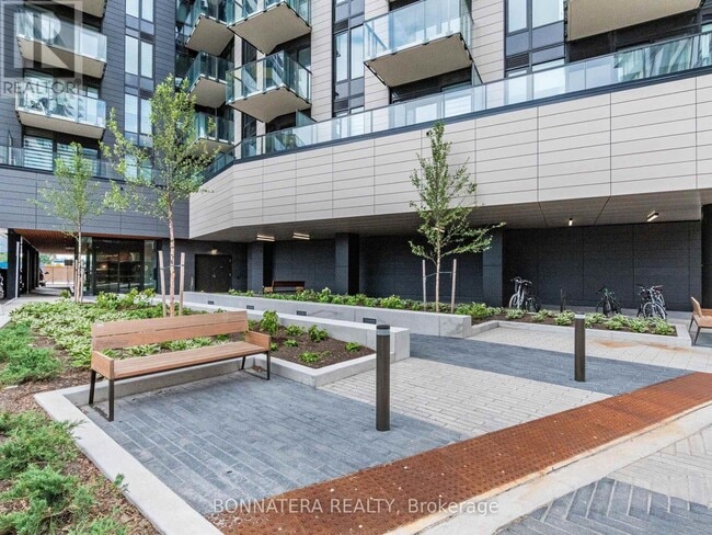 Building Photo - 3006-3006 William Cutmore Blvd