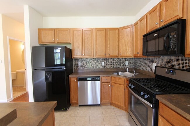 Building Photo - 316 Ross Ct