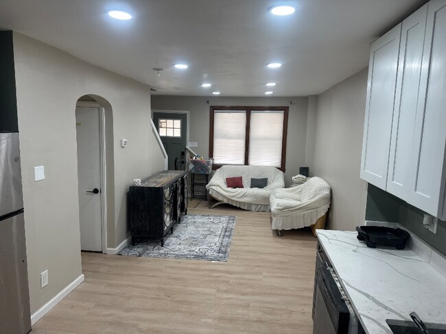 Foto del edificio - 514 S Longwood St