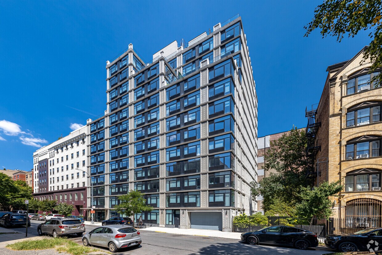 Primary Photo - 251 West 117th Street