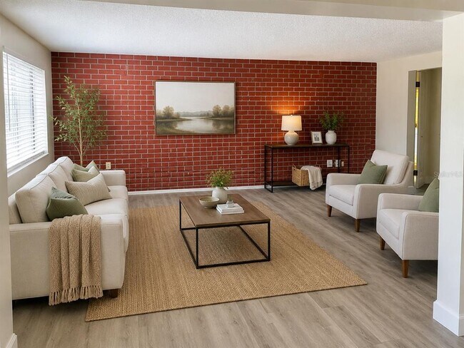 Foto del edificio - 8213 Split Rail Ln