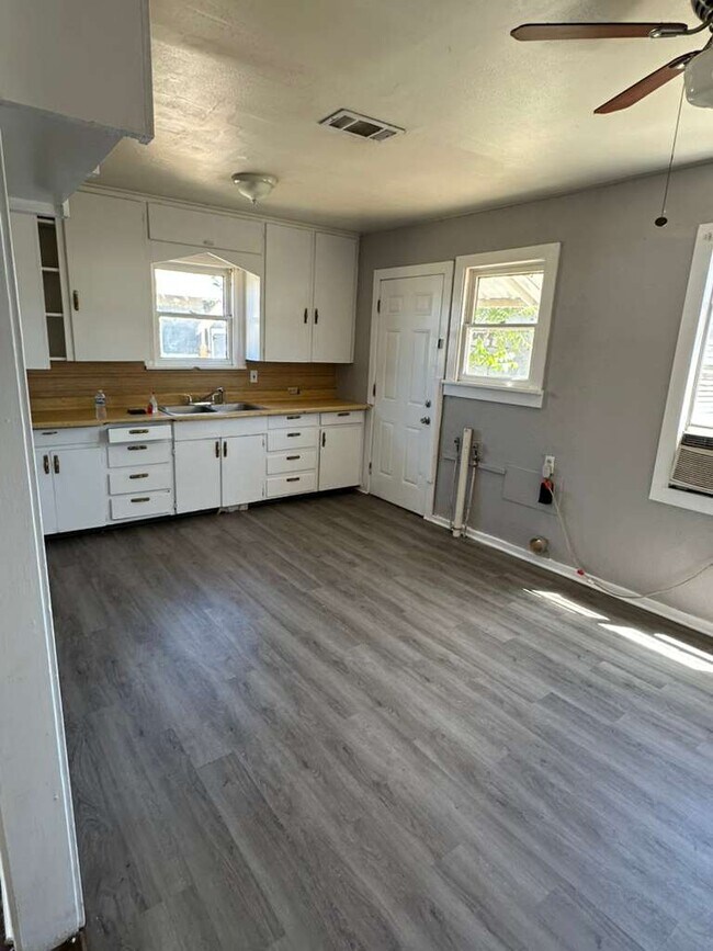 Foto del edificio - 829 S Lipscomb St