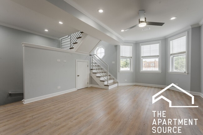 Building Photo - 3707 W Belmont Ave