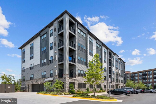 Building Photo - 12850 Mosaic Pk Wy
