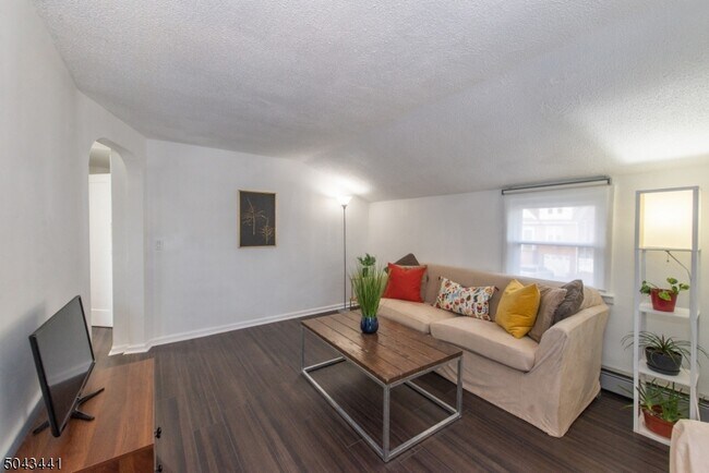 Building Photo - 270 Virginia Ave