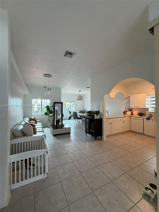 Building Photo - 16104 SW 55th Terrace