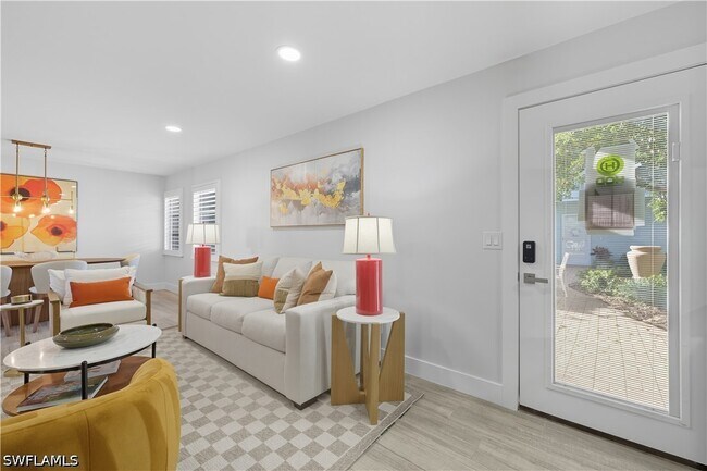 Foto del edificio - 609 12th Ave S