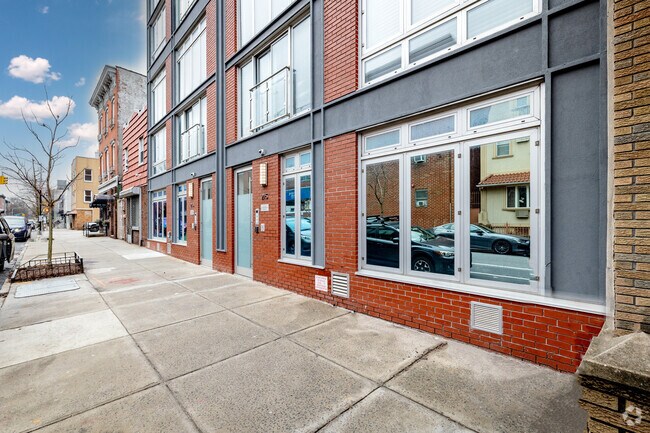 Building Photo - 273 Manhattan Ave