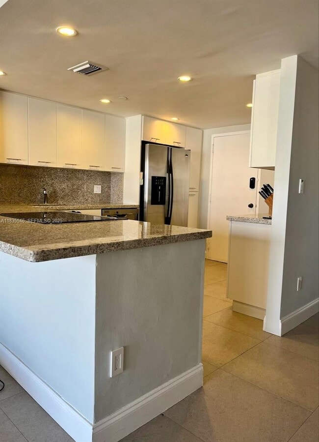 Building Photo - 11113 Biscayne Blvd