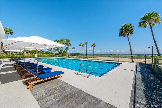 Building Photo - 350 Ocean Dr