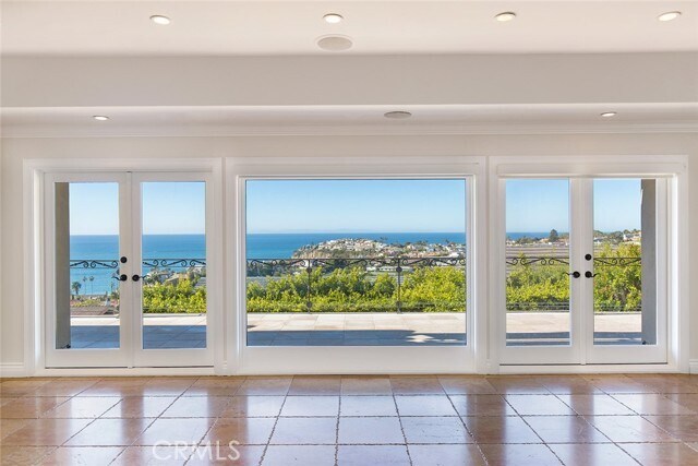 Foto del edificio - 517 Emerald Bay