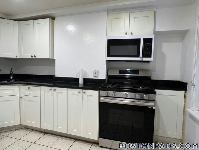 Foto del edificio - 848 Huntington Ave