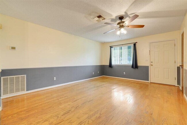 Foto del edificio - 1407 Louisiana Ave