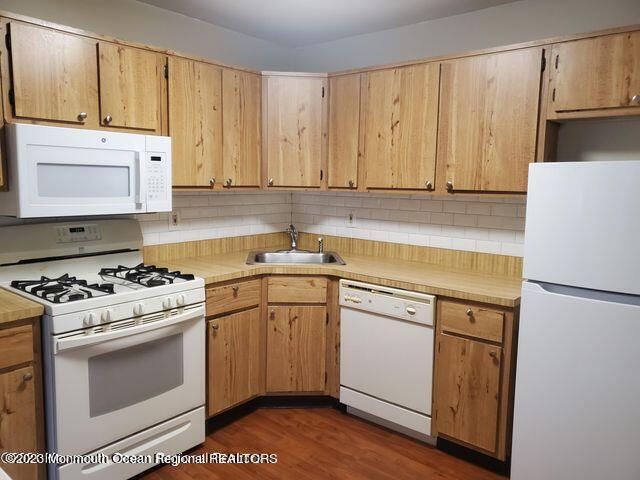 Building Photo - 12 Phoenix Ct
