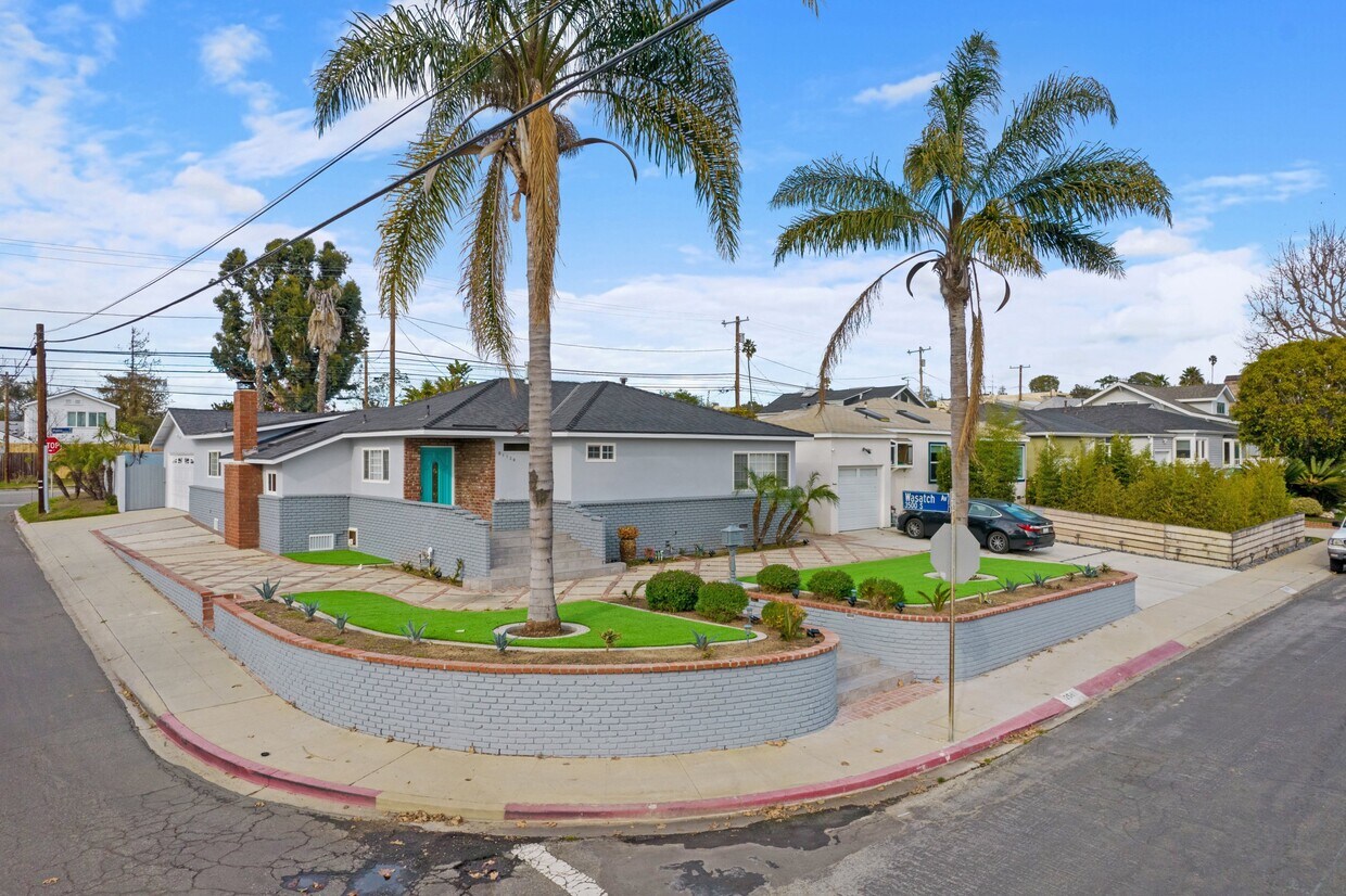 12561 Woodgreen St, Los Angeles, CA 90066 House for Rent in Los