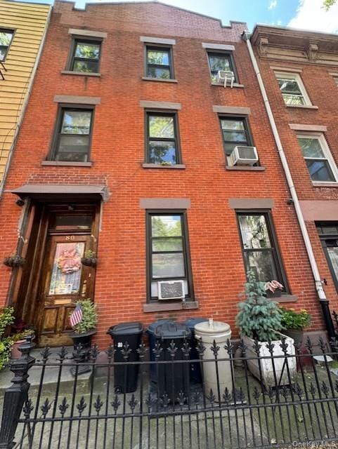 Building Photo - 80 N 8th St