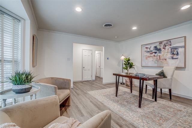 Foto del edificio - 7122 E Mockingbird Ln