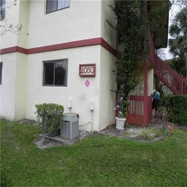 2050 NW 43rd Ter Unit 3, Lauderhill, FL 33313 Condo for Rent in