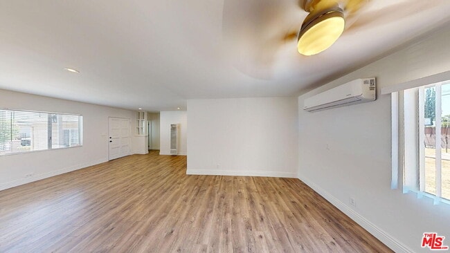Building Photo - 11265 De Haven Ave