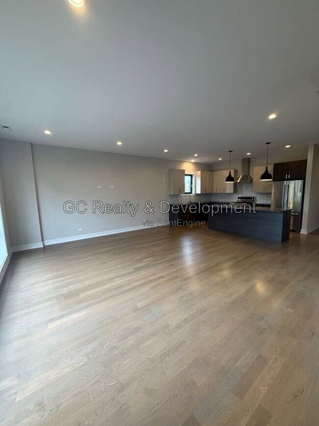 Foto del edificio - 6242 S Greenwood Ave