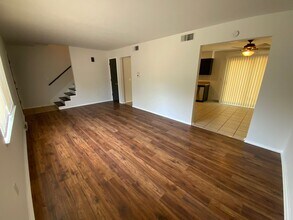 Building Photo - 409-411-411 Brewer Dr