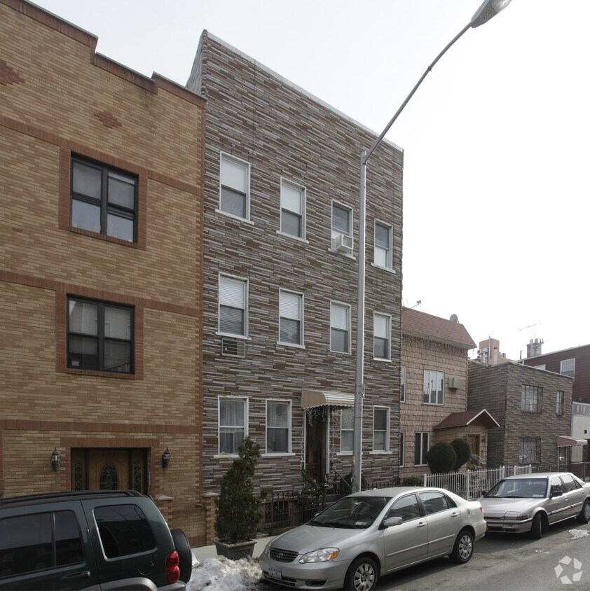 Primary Photo - 292 Eckford St