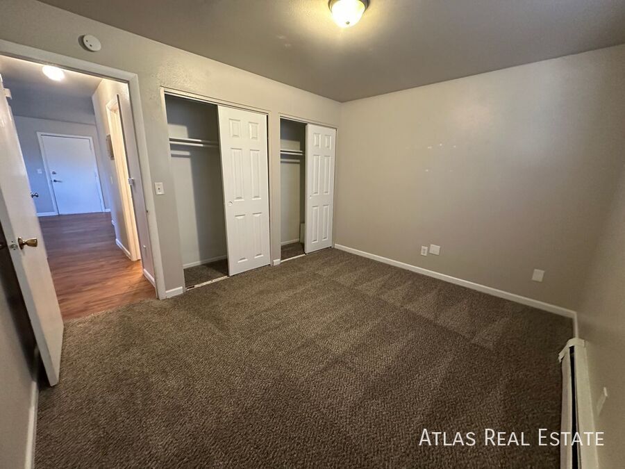 Foto principal - Upgraded 2BR | Prime Location Near Old Col...