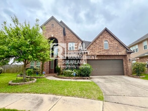 Building Photo - 18607 Pelham Grove Ln