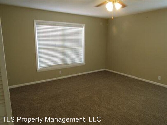Building Photo - 4 br, 2.5 bath House - 116 Magnolia Circle 1
