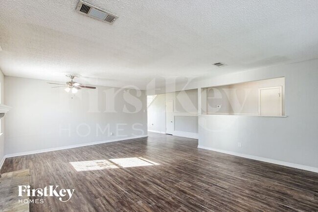 Foto del edificio - 1256 Woodburn Trail