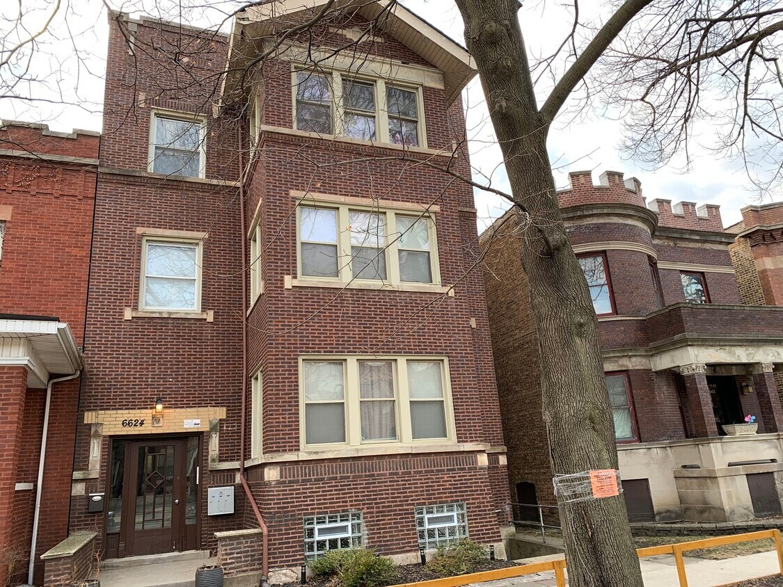 Primary Photo - 6624 S Minerva Ave