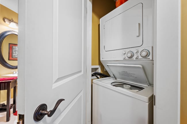 Building Photo - 4 Beaufain St