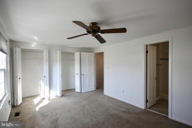 Foto del edificio - 14405 Black Horse Ct