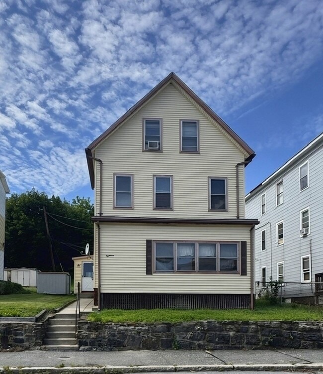 Building Photo - 18 Maxwell St