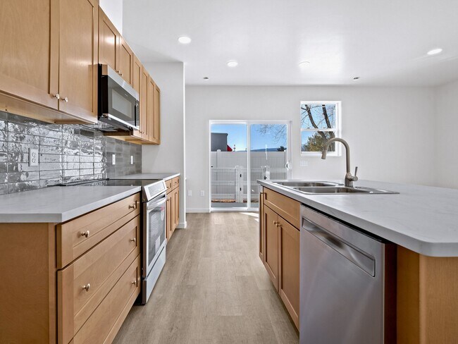 Building Photo - 2773 Caspian Wy