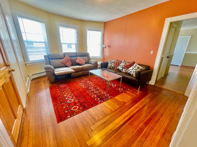 Photo - 85 Vinton St Apartment
