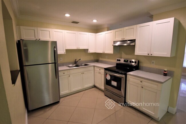 Foto del edificio - 6451 SW 17th St