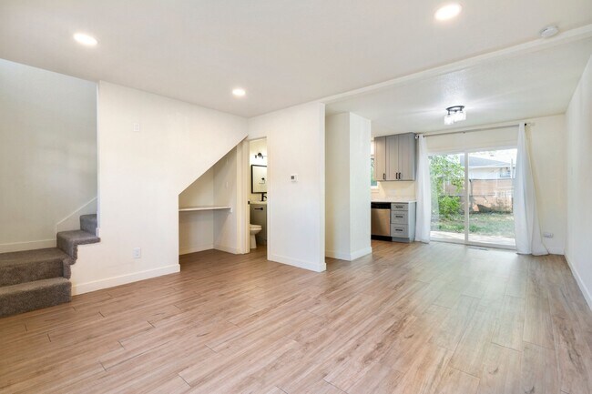 Foto del edificio - 1624 Banyan Dr