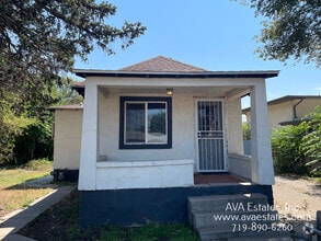 Building Photo - 1440 Stone Ave