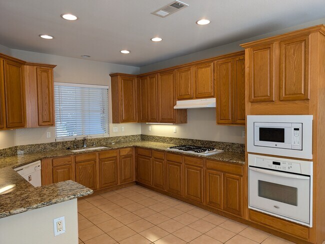 Foto del edificio - 20046 Christopher Ln