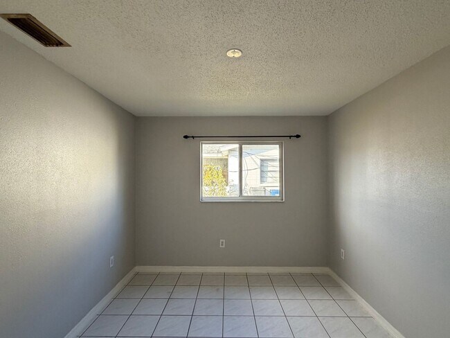 Foto del edificio - 5219 31st St Ct E